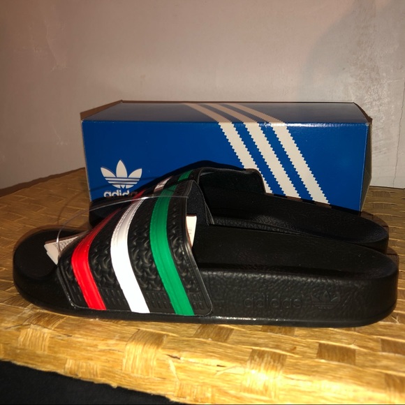 Adidas Adilette Slides - Picture 3 of 6